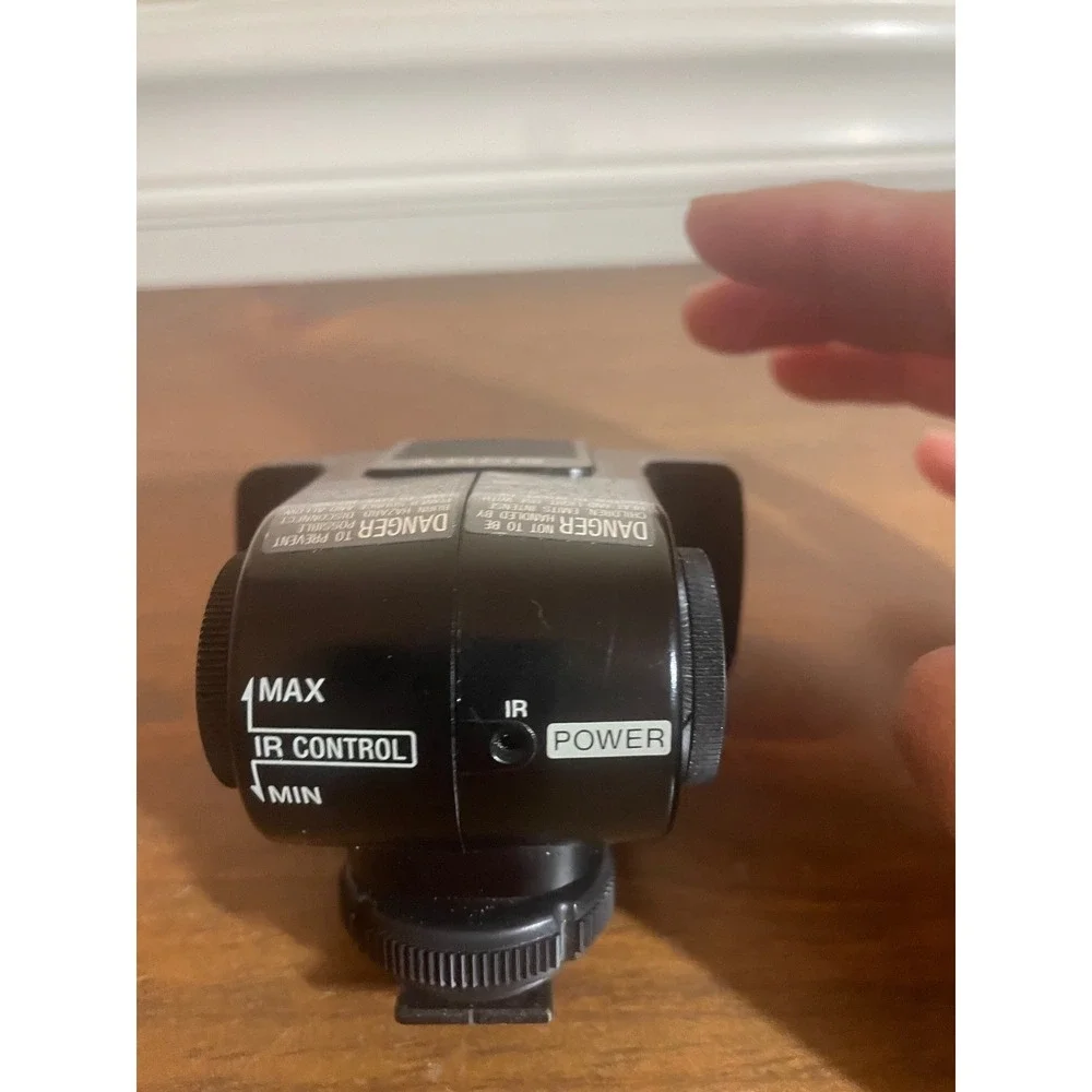 Sony HVL-IRH Video IR Light for Camcorder NightShot Infrared Black Accessory